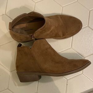 Time and Tru Brown Ankle Booties